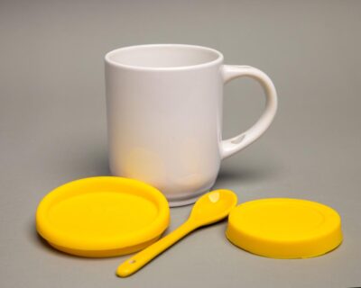 Color Mug With Spoon and Silicon Lid - Image 2